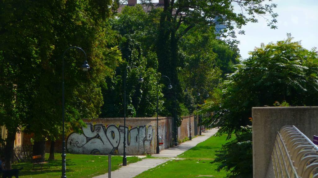 Streetview Wien - Premium Apartment Beim Belvedere Exterior photo